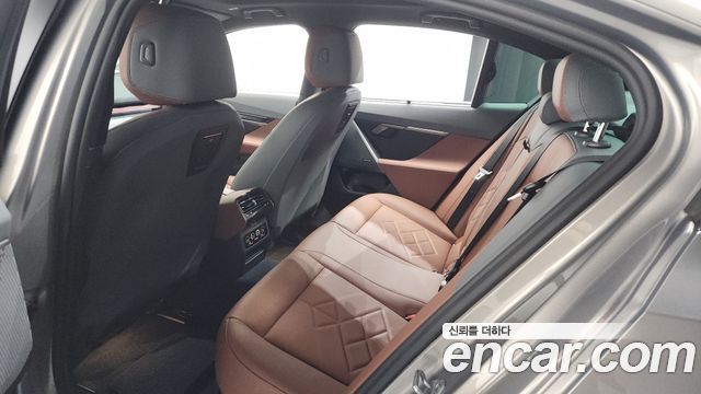 BMW 5 Series (G60) 530e xDrive M Sport 2025 — фото 19