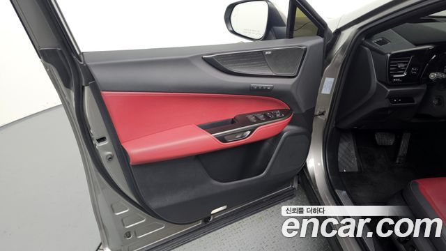 Lexus NX350h (II) Luxury 2025 — фото 30