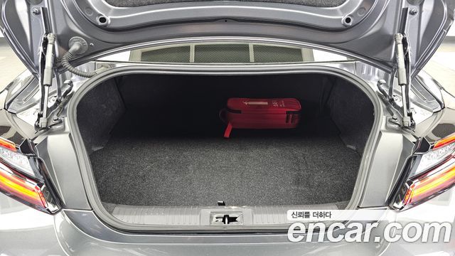 Toyota GR86 2.4 Premium 2025 — фото 20