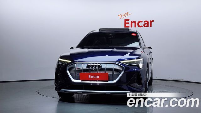 Audi e-tron 55 Quattro Sportback 2022 — фото 3