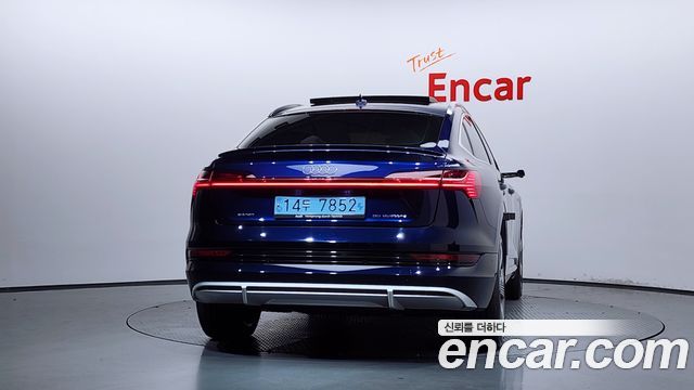 Audi e-tron 55 Quattro Sportback 2022 — фото 4