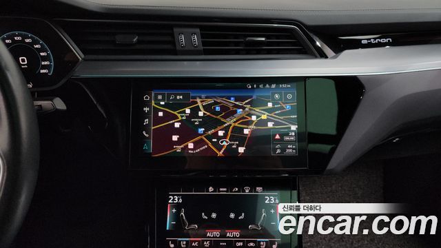 Audi e-tron 55 Quattro Sportback 2022 — фото 12