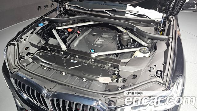BMW X5 (G05) xDrive 40i xLine 2023 — фото 6