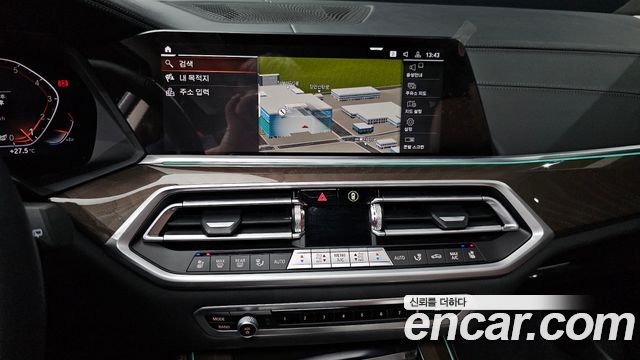 BMW X5 (G05) xDrive 40i xLine 2023 — фото 17