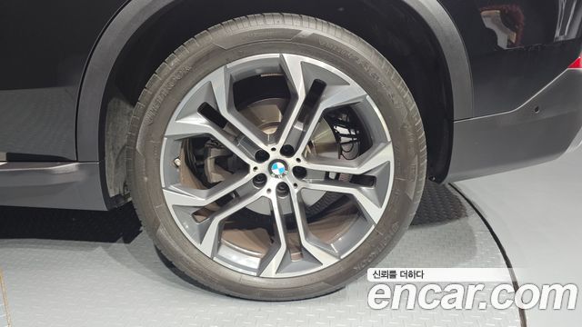 BMW X5 (G05) xDrive 40i xLine 2023 — фото 21