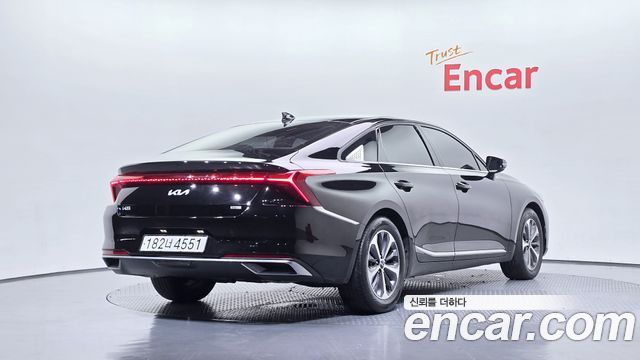 Kia K8 Hybrid Noblesse Lite 2022 — фото 2