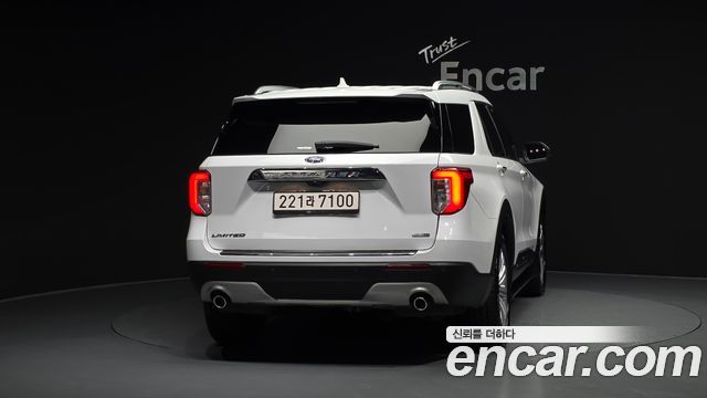 Ford Explorer (VI) 2.3 LimIted 4WD 2020 — фото 4