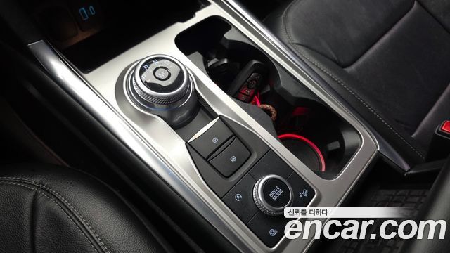 Ford Explorer (VI) 2.3 LimIted 4WD 2020 — фото 9