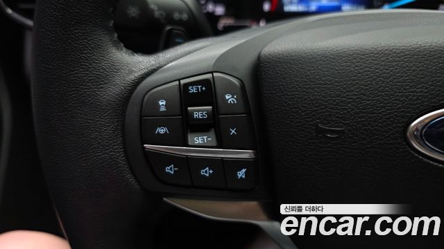Ford Explorer (VI) 2.3 LimIted 4WD 2020 — фото 16