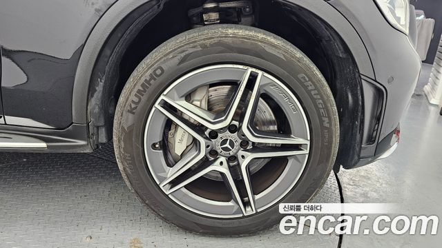 Mercedes-Benz GLC-Class (X253) GLC300e 4MATIC Coupe 2021 — фото 5