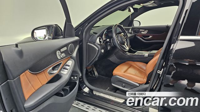 Mercedes-Benz GLC-Class (X253) GLC300e 4MATIC Coupe 2021 — фото 10