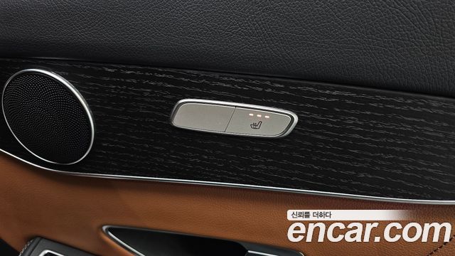 Mercedes-Benz GLC-Class (X253) GLC300e 4MATIC Coupe 2021 — фото 18