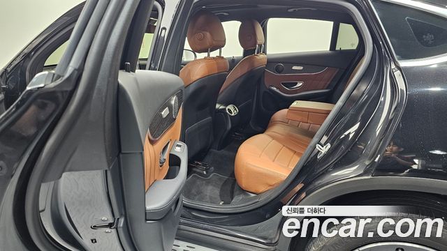 Mercedes-Benz GLC-Class (X253) GLC300e 4MATIC Coupe 2021 — фото 26
