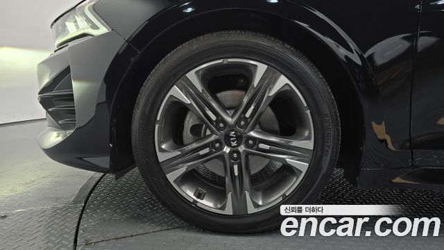 Kia K5 (III) 2.0 Noblesse 2021 — фото 5