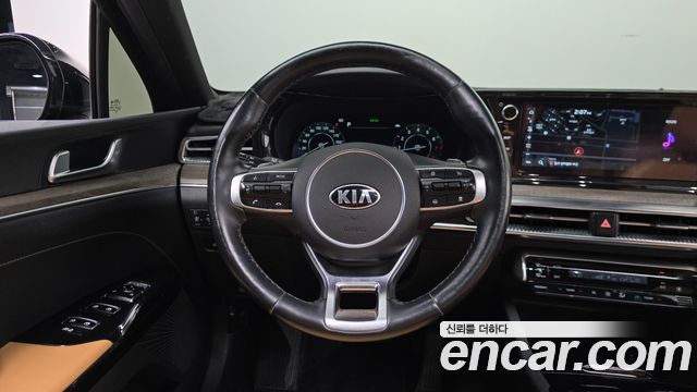 Kia K5 (III) 2.0 Noblesse 2021 — фото 12