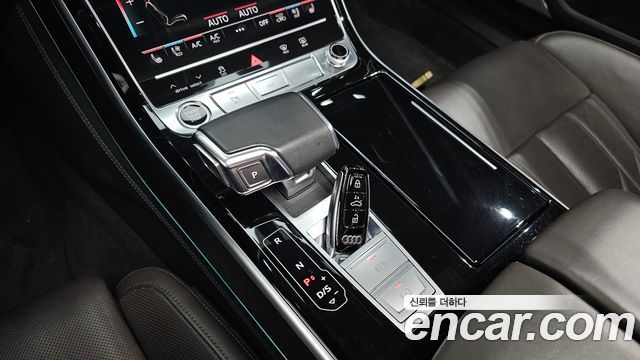 Audi A8 (D5) 60 TFSI Quattro LWB 2021 — фото 9