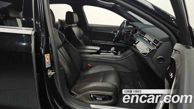 Audi A8 (D5) 60 TFSI Quattro LWB 2021 — фото 10