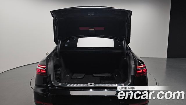 Audi A8 (D5) 60 TFSI Quattro LWB 2021 — фото 20