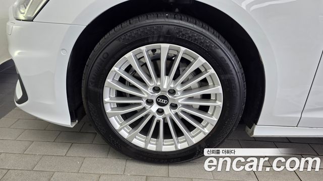 Audi A6 (C8) 40 TDI Quattro Premium 2021 — фото 5