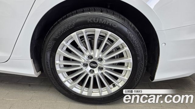 Audi A6 (C8) 40 TDI Quattro Premium 2021 — фото 27