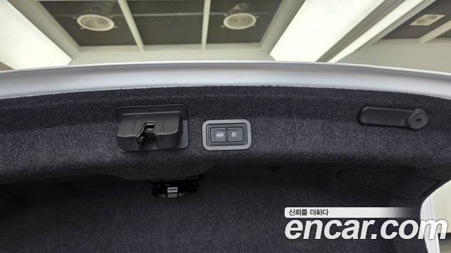 Audi A6 (C8) 40 TDI Quattro Premium 2021 — фото 38