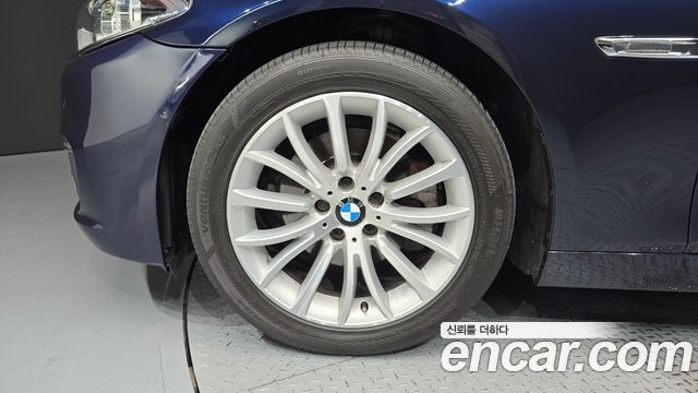 BMW 5 Series (F10) 528i xDrive Luxury 2014 — фото 5