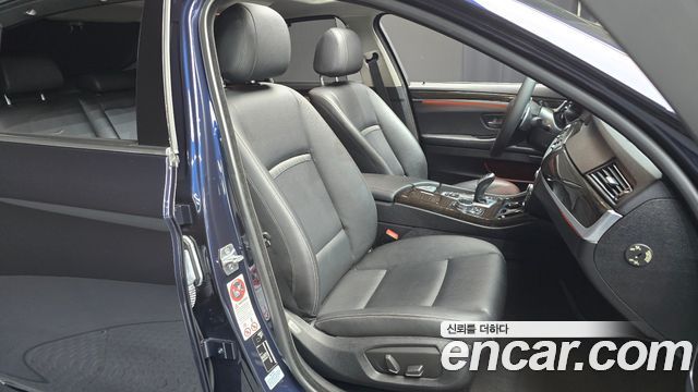 BMW 5 Series (F10) 528i xDrive Luxury 2014 — фото 12