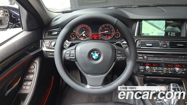BMW 5 Series (F10) 528i xDrive Luxury 2014 — фото 13
