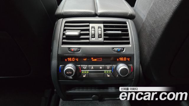BMW 5 Series (F10) 528i xDrive Luxury 2014 — фото 17