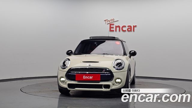 MINI Cooper S Standard Third Generation 2016 — фото 3