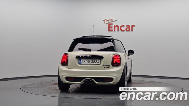 MINI Cooper S Standard Third Generation 2016 — фото 4