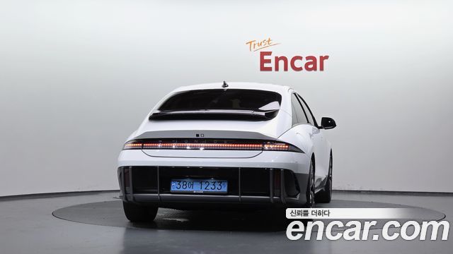 Hyundai Ioniq 6 Long Range AWD Exclusive + 2023 — фото 4