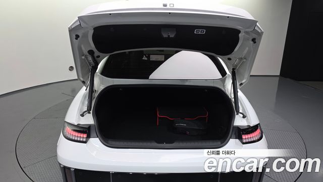 Hyundai Ioniq 6 Long Range AWD Exclusive + 2023 — фото 20