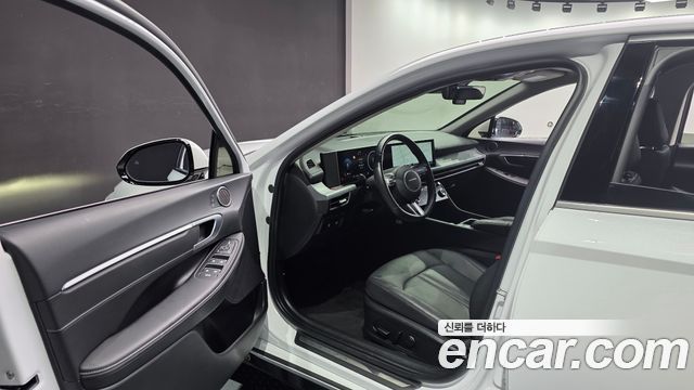 Hyundai Sonata The Edge (DN8) 2.0 Exclusive 2024 — фото 10