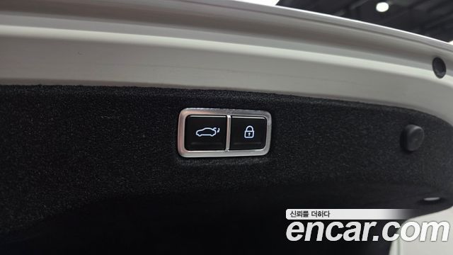 Hyundai Sonata The Edge (DN8) 2.0 Exclusive 2024 — фото 24