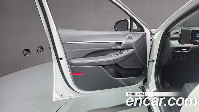 Hyundai Sonata The Edge (DN8) 2.0 Exclusive 2024 — фото 30