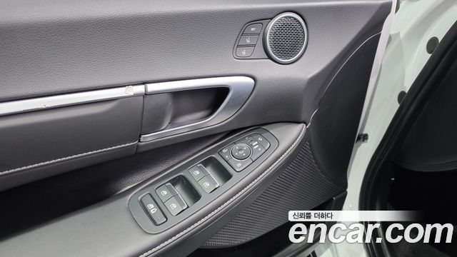 Hyundai Sonata The Edge (DN8) 2.0 Exclusive 2024 — фото 34
