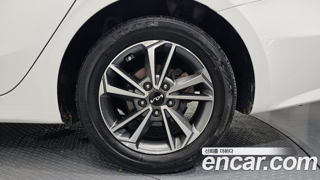 Kia K3 (II) 1.6 Prestige 2022 — фото 21