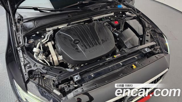 Volvo S60 (III) B5 Ultra Bright 2025 — фото 6