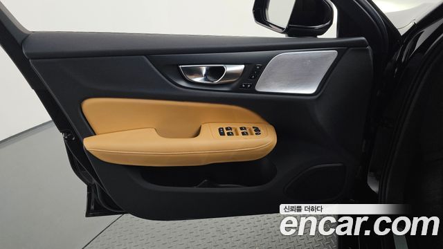 Volvo S60 (III) B5 Ultra Bright 2025 — фото 24