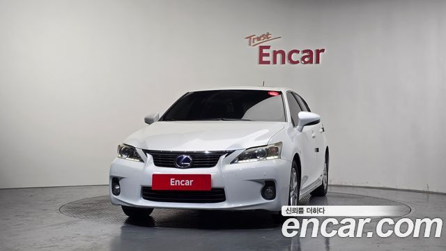 Lexus CT200h 1.8 Compact Trendy ZWA10 2013 — фото 3