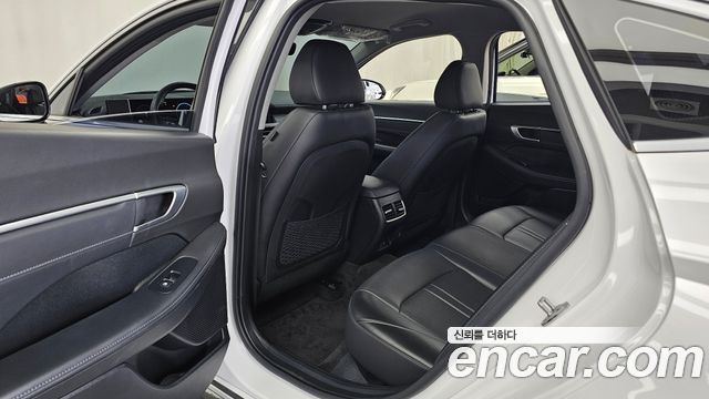 Hyundai Sonata The Edge (DN8) 2.0 Premium 2025 — фото 16