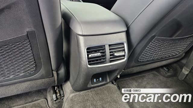 Hyundai Sonata The Edge (DN8) 2.0 Premium 2025 — фото 29
