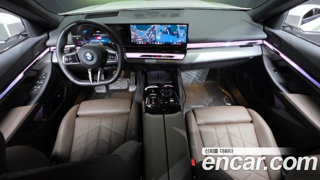 BMW 5 Series (G60) 520i Special Edition 2025 — фото 7
