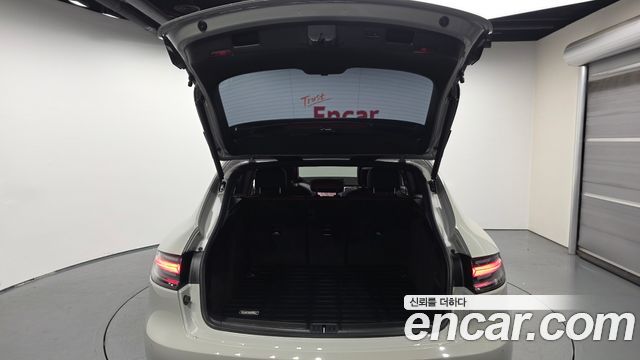 Porsche Macan 2.9 GTS 95B 2023 — фото 20