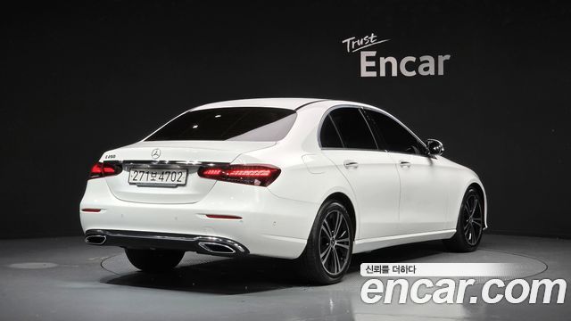 Mercedes-Benz E-Class (W213) E250 Avantgarde 2022 — фото 2