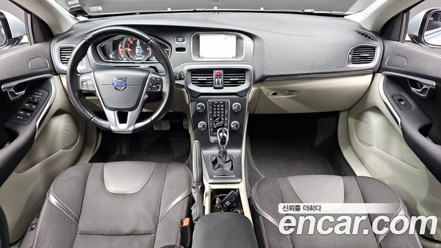 Volvo V40 D2 2nd 2015 — фото 7