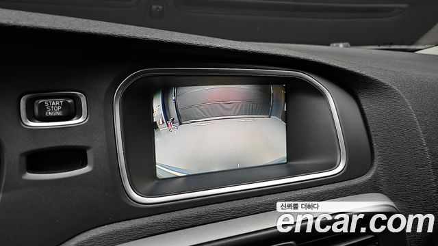 Volvo V40 D2 2nd 2015 — фото 15