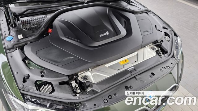 BMW i4 eDrive40 M Sports 2022 — фото 6
