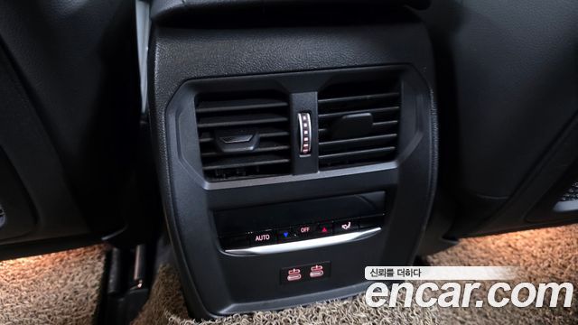 BMW i4 eDrive40 M Sports 2022 — фото 18
